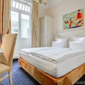Fürst Bismarck 3* Hamburg