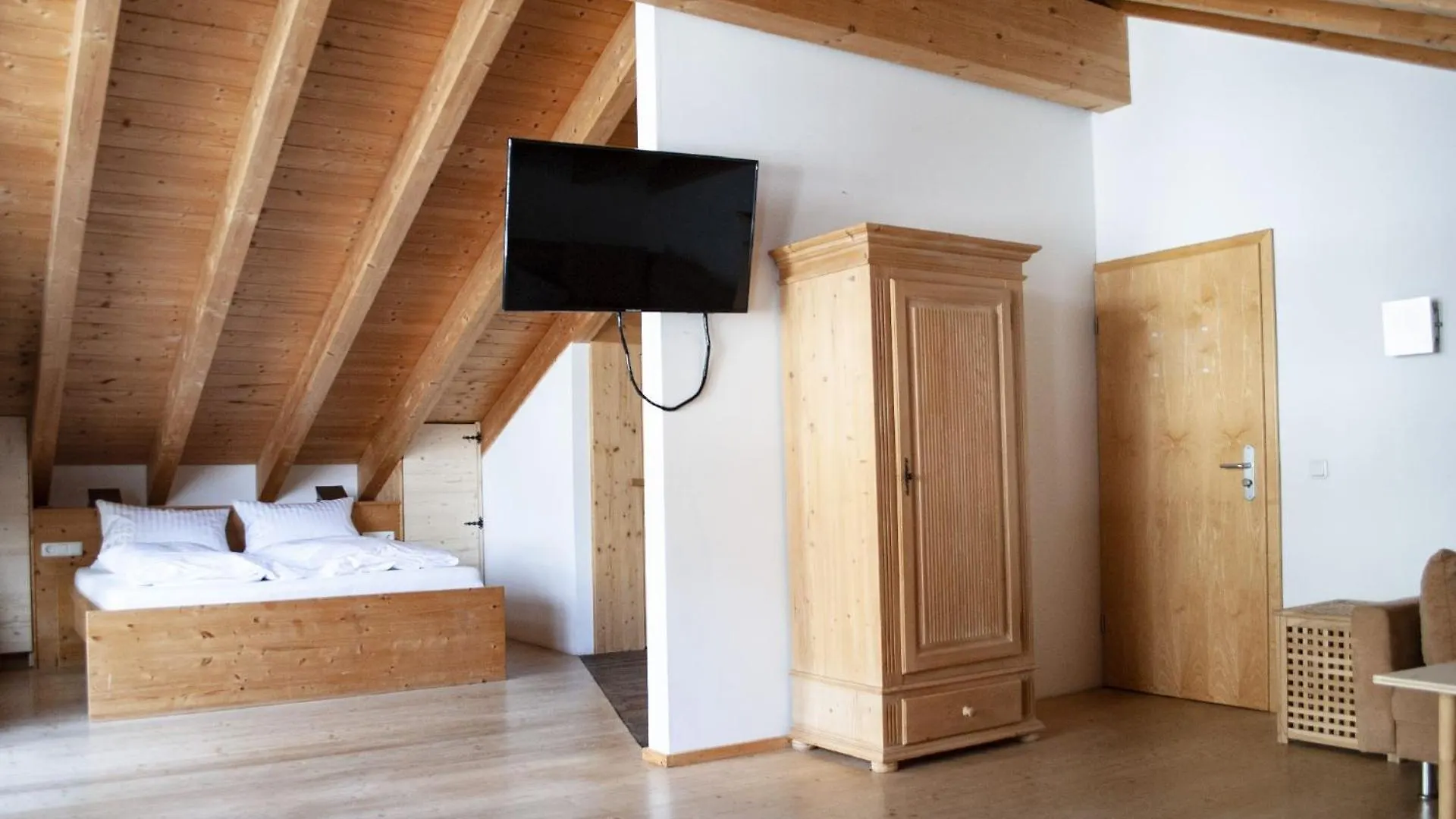 فندق Gaestehaus Muenchner Kindl ريت ام وينكل 3*,