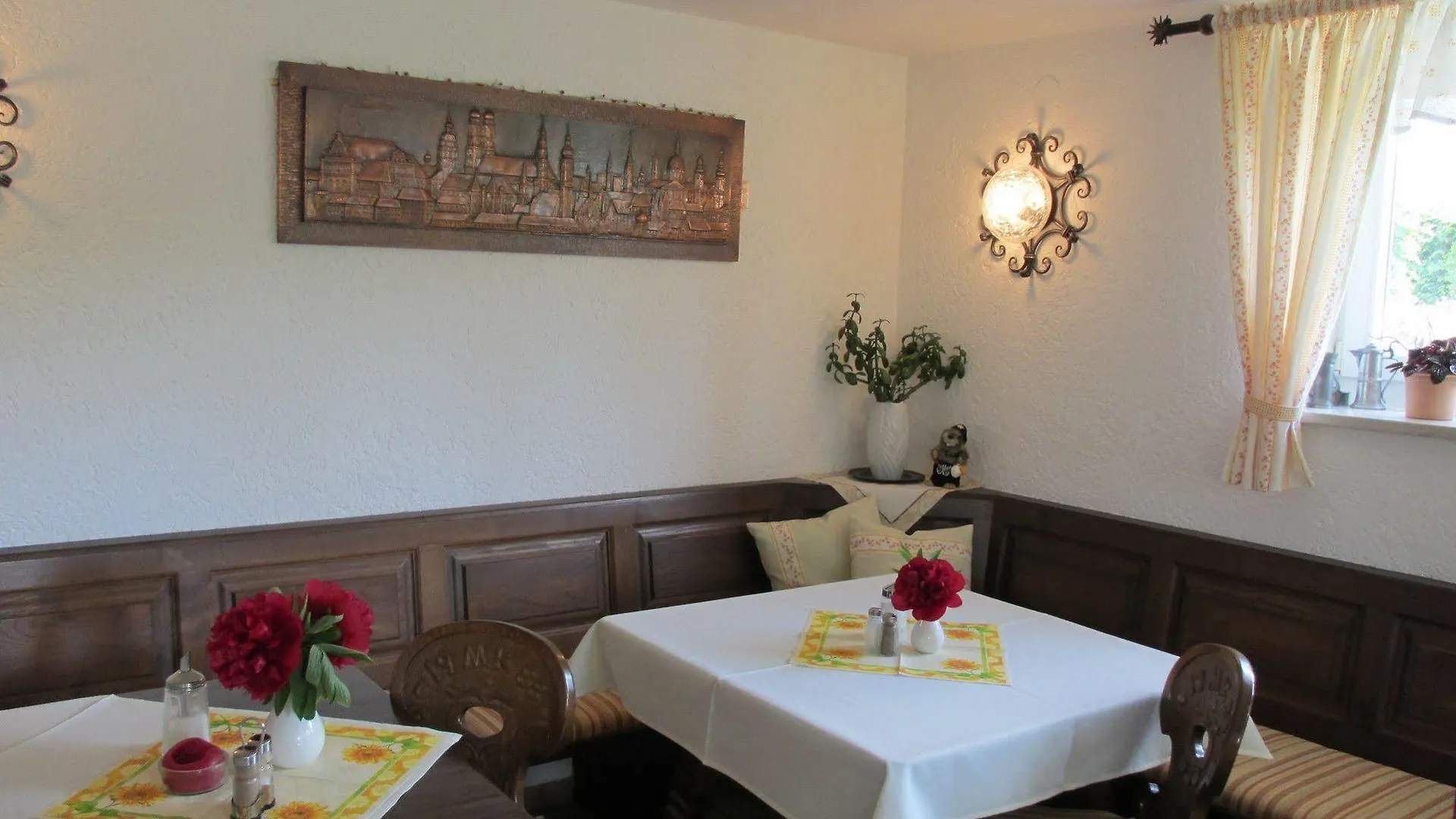 بيت ضيافة فندق Gaestehaus Muenchner Kindl ريت ام وينكل